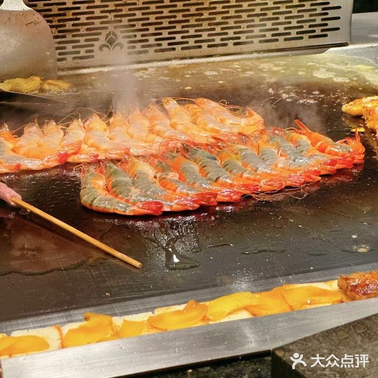 自助海鲜餐开吃啦