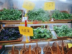 -由衷贵州酸汤牛肉火锅(新桥店)