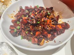 -巷子宽·酸菜鱼(迪士尼小镇店)