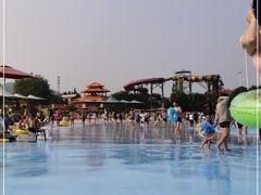 -汤山欢乐水世界