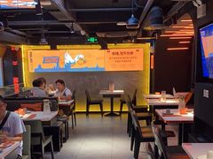 -鸣记脆皮烤鱼·海鲜烤鱼(三八广场店)