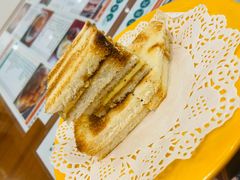鲜油吐司-小龍鳳餐室(番禺路店)