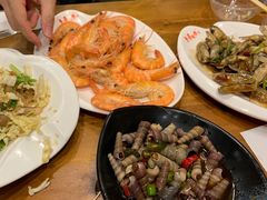 -老东镇啤酒屋海鲜加工·蒸汽海鲜·海鲜烧烤(台东店)