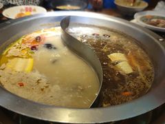 -沸炉重庆老火锅(军事博物馆店)