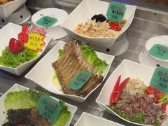 -头上红煨盐鸡·非遗院子餐厅