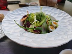 牛油果沙拉配油醋汁及烤核桃仁-恰餐厅CHAR Grill(北京三里屯洲际店)