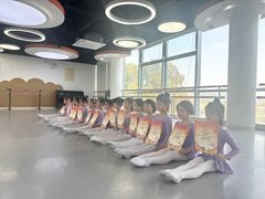 -小荧星艺校(浦东中环分校)