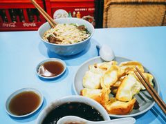 -天天锅贴王(迎凤街店)