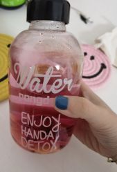 -尤米一站式美甲美睫