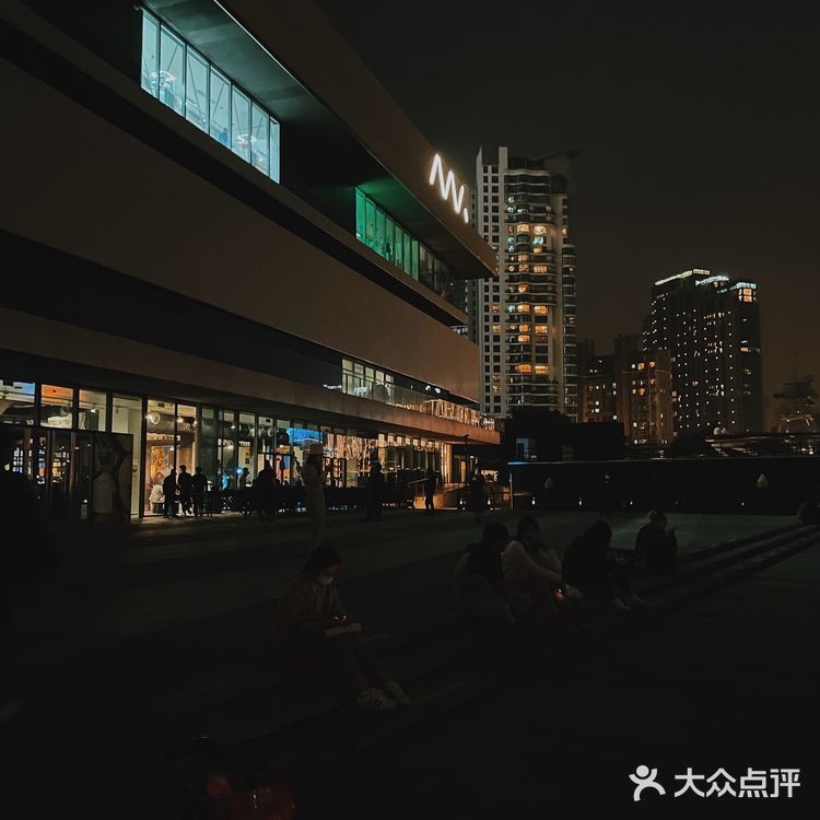 📸 拍照圣地｜滨江大道隐藏大片拍照点 艺仓美术馆