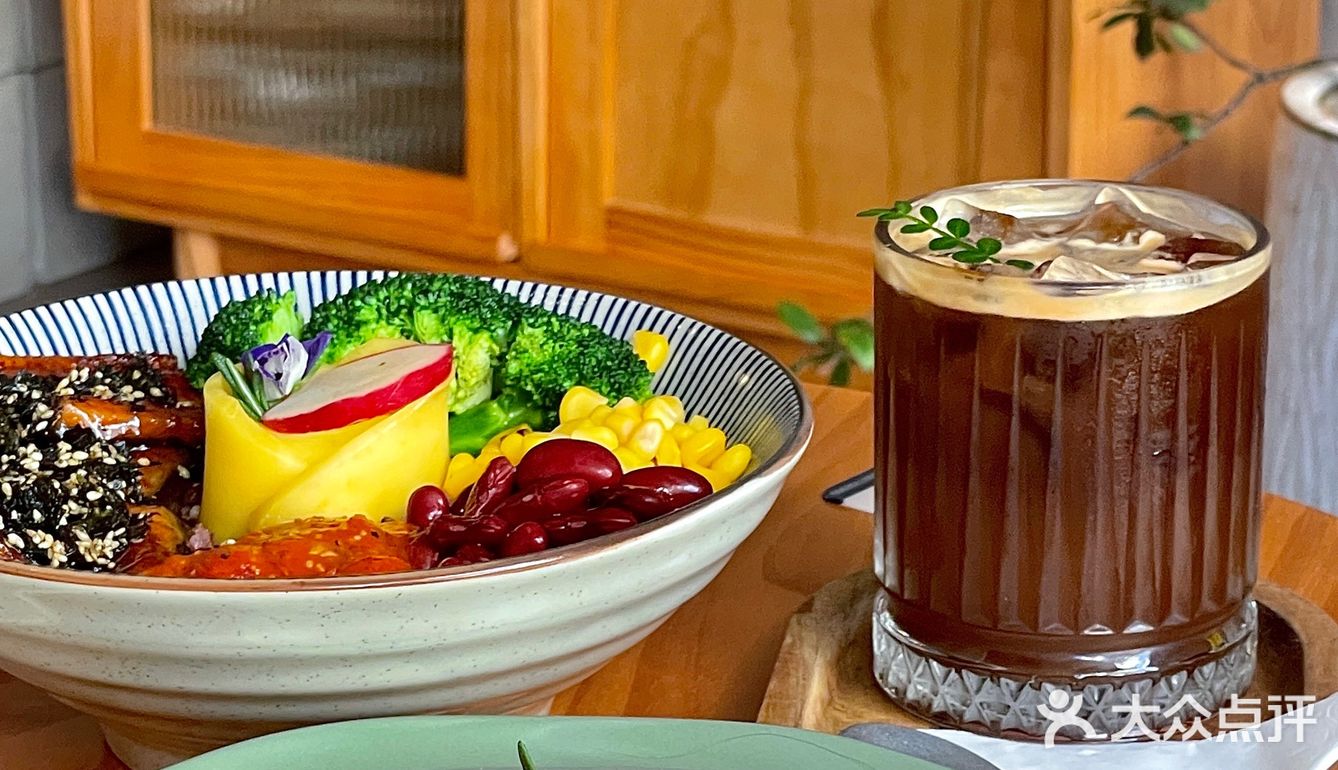 佛山探店｜简约ins风的凯茵斯咖啡西餐店☕