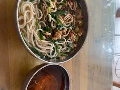 -正宗杨记普洱酸醋米线(总店)