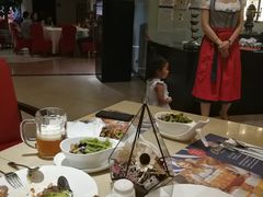 -亮马河饭店翠雅咖啡厅