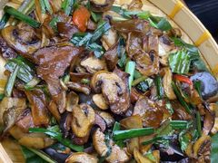 -云海肴·汽锅鸡·云南代表菜(天山百盛优客店)