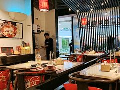 -尚尚仙·酸汤猪手·猪肚鸡火锅(华联万柳购物中心店)