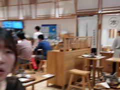 大堂-小满手工粉(上海月星环球港店)