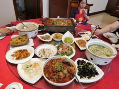 -蓝海国际大饭店·蓝钻自助百汇(兰山店)