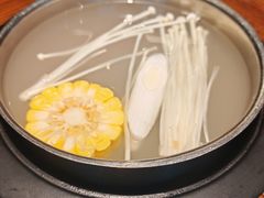 -泓炙颐凤鲜海鲜火锅料理(桐乡店)