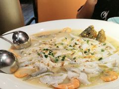 -鱼亨小鲜酸菜鱼(大信店)