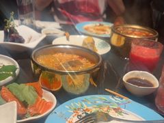 -雍容荟帝王蟹活龙虾展台自助(IFS黑金店)