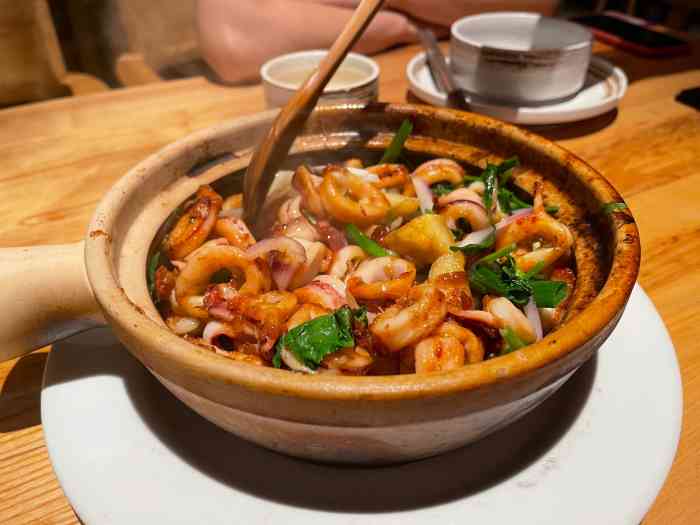 啫嘢·啫啫煲·经典粤菜(深南万科里店)-"先说最大的感受——这家店的