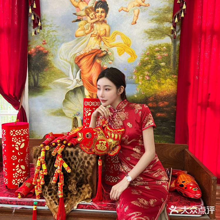 海南这家可真绝了啊 有吃有喝还能换装