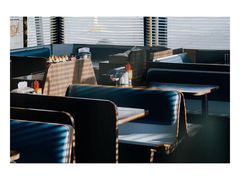 休息站的餐桌-深圳来福士广场