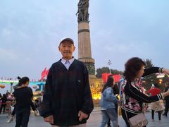 -人民防洪胜利纪念塔