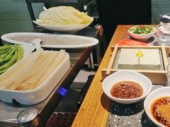 -华晟山城火锅(开发区港西东阁里店)