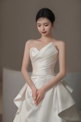 -艾米丽婚纱礼服