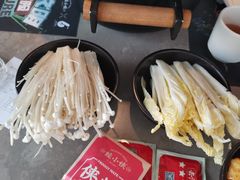 -蛙小侠·沸腾砂锅(西关新天地店)