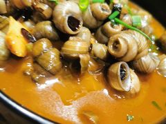 -虾弄弄海派小龙虾·牛羊蝎子火锅