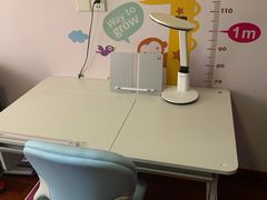 -moll学习桌椅(上海久光百货店)