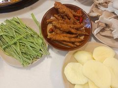 -岗上渣渣老火锅(两路口店)