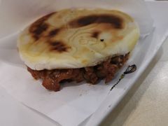 -灵芝妹子海鲜米线(劳动公园店)