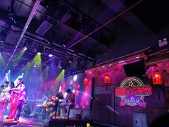 -喜鹊音乐酒馆(西街店)