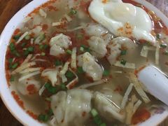 -胖子馄饨坊(天目大厦东南)