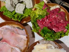 -贵府酸汤牛肉火锅·贵州老字号(飞山街店)