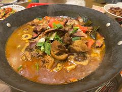 -富正毅三下锅·湘西韵味(天门山索道店)
