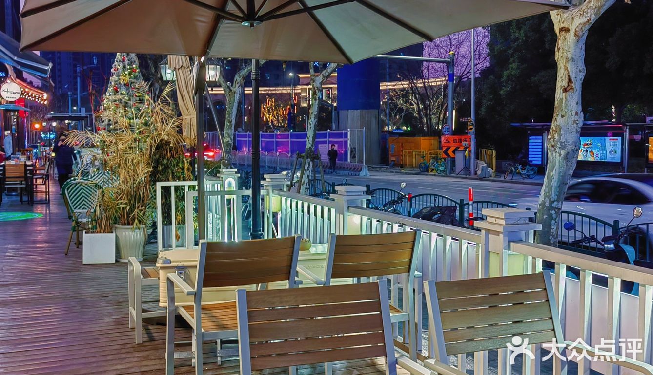 清晨落日，这里很合适[愉快]