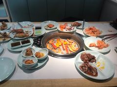-绿岛港轩海鲜烤肉涮锅自助餐厅