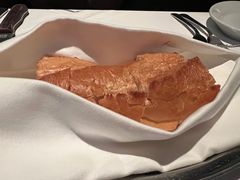 餐前面包牛油-茹丝葵经典牛排馆(上海外滩店)