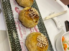 蜜汁叉烧酥-唐宫·粤菜海鲜(万象城店)