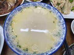 -雪琴面馆富安特色鱼汤面(城中花园店)