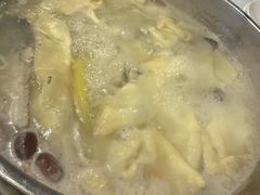 -颜氏双江清水鱼一养身火锅(磁器口店)