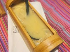 -香巴拉云南餐厅(华莱坞店)