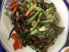 -何记羊汤馆(丽水佳源店)