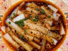 川贝凉粉-耙吉吉川味小酒馆(本地人回头店)
