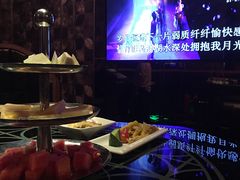 -K+全国连锁KTV(绿地缤纷天地店)