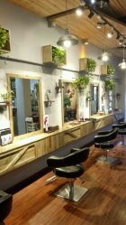 -M hair salon